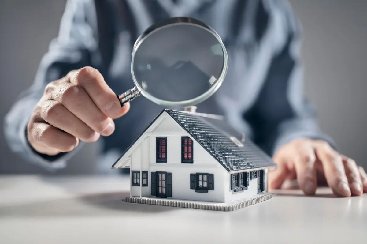 Locataire ou propriétaire, qui doit agir et comment ?